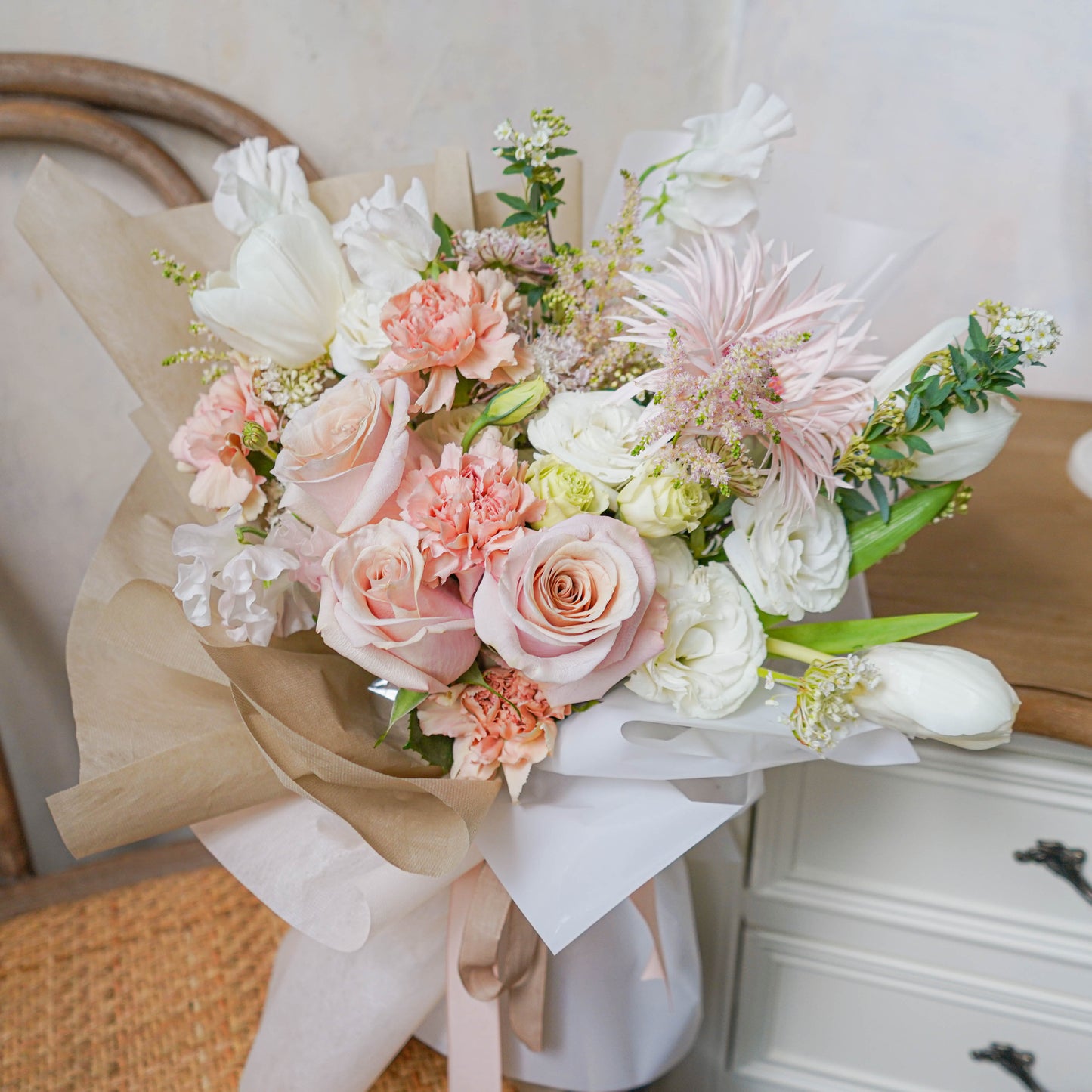 ROMANTIC YOU | Pastel and White Flowers